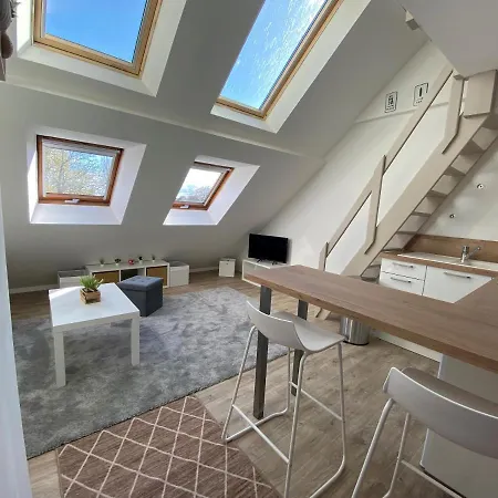 Duplex - Bord De *